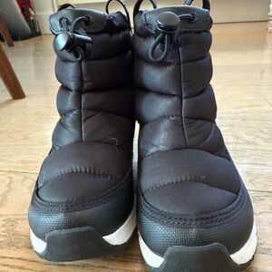 North Face Black Kids Quilted Winter Boots